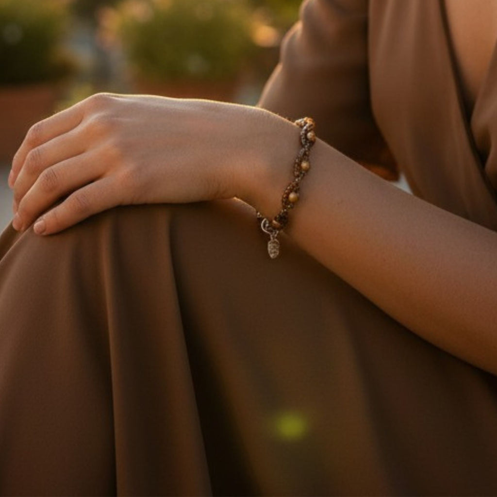 Golden Brown Glass Bead Bracelet – Altair