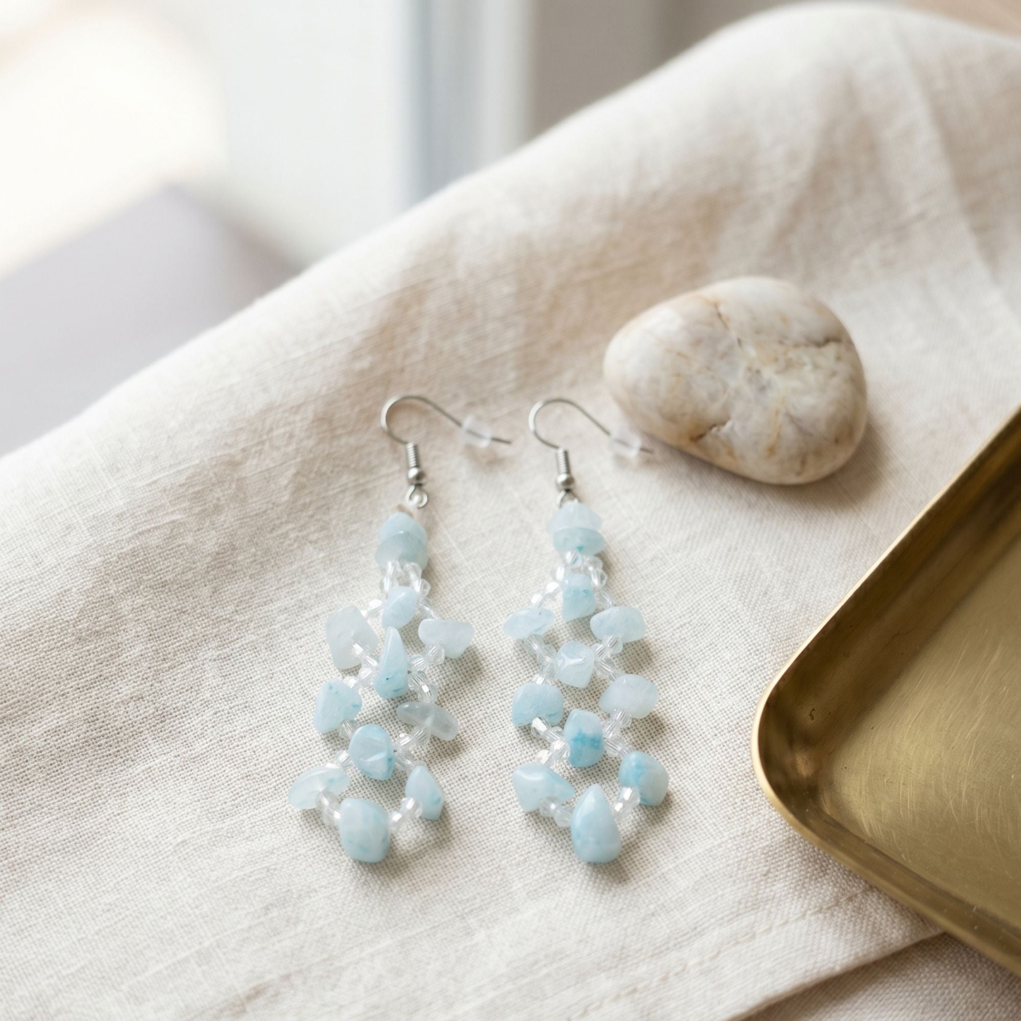 Elegant Aquamarine Earrings with Crystal Glass Beads in Soft Blue Tones – Aqualis