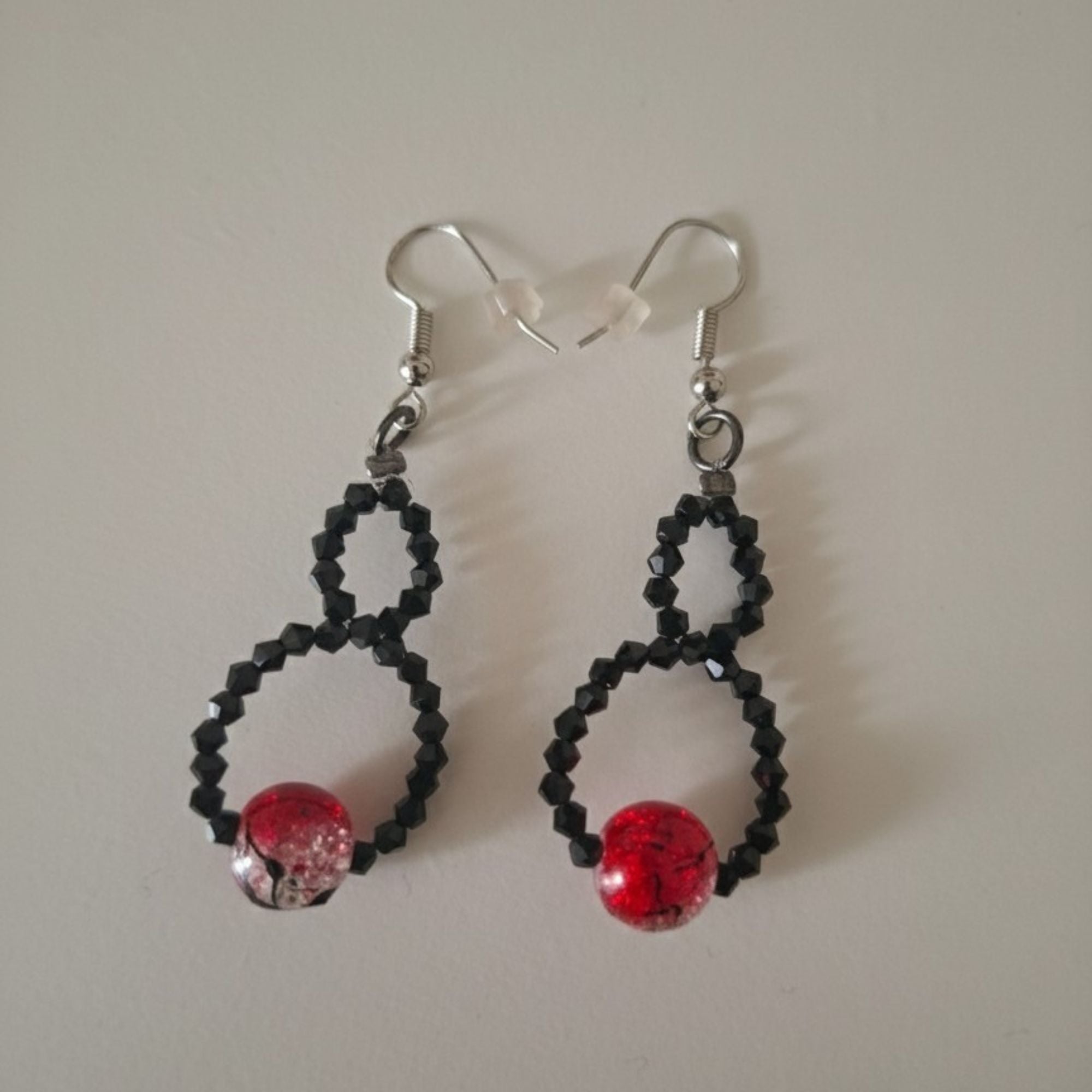 Black Dangle Earrings with Red Accent – Black & Bold