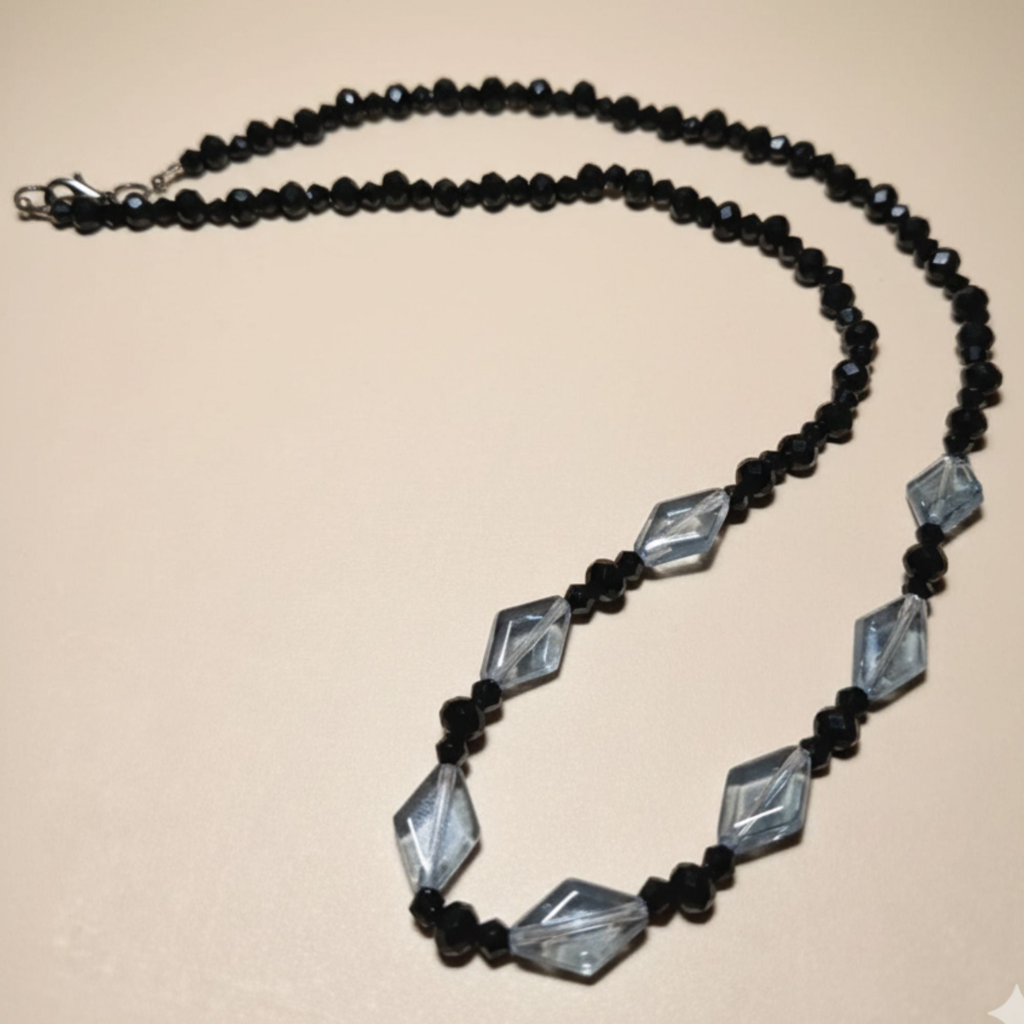 Modern Blue & Black Necklace – Blue Night