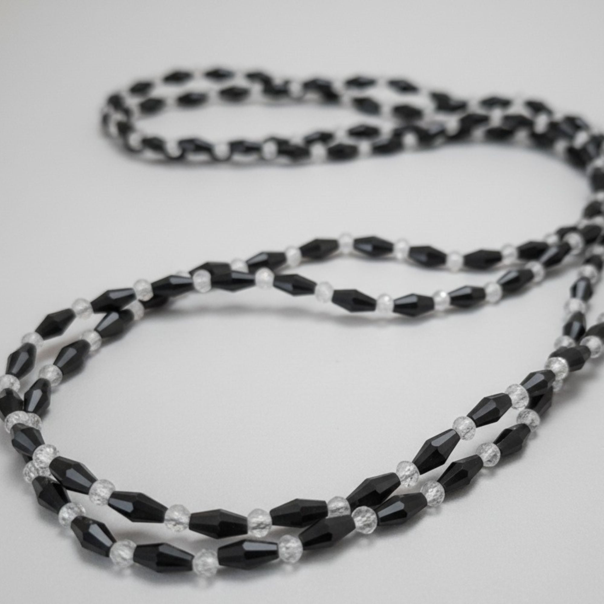 Where Night Meets Light – Luna Noir