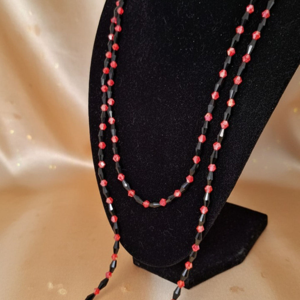 Expression in Red & Black – Ruby Rush