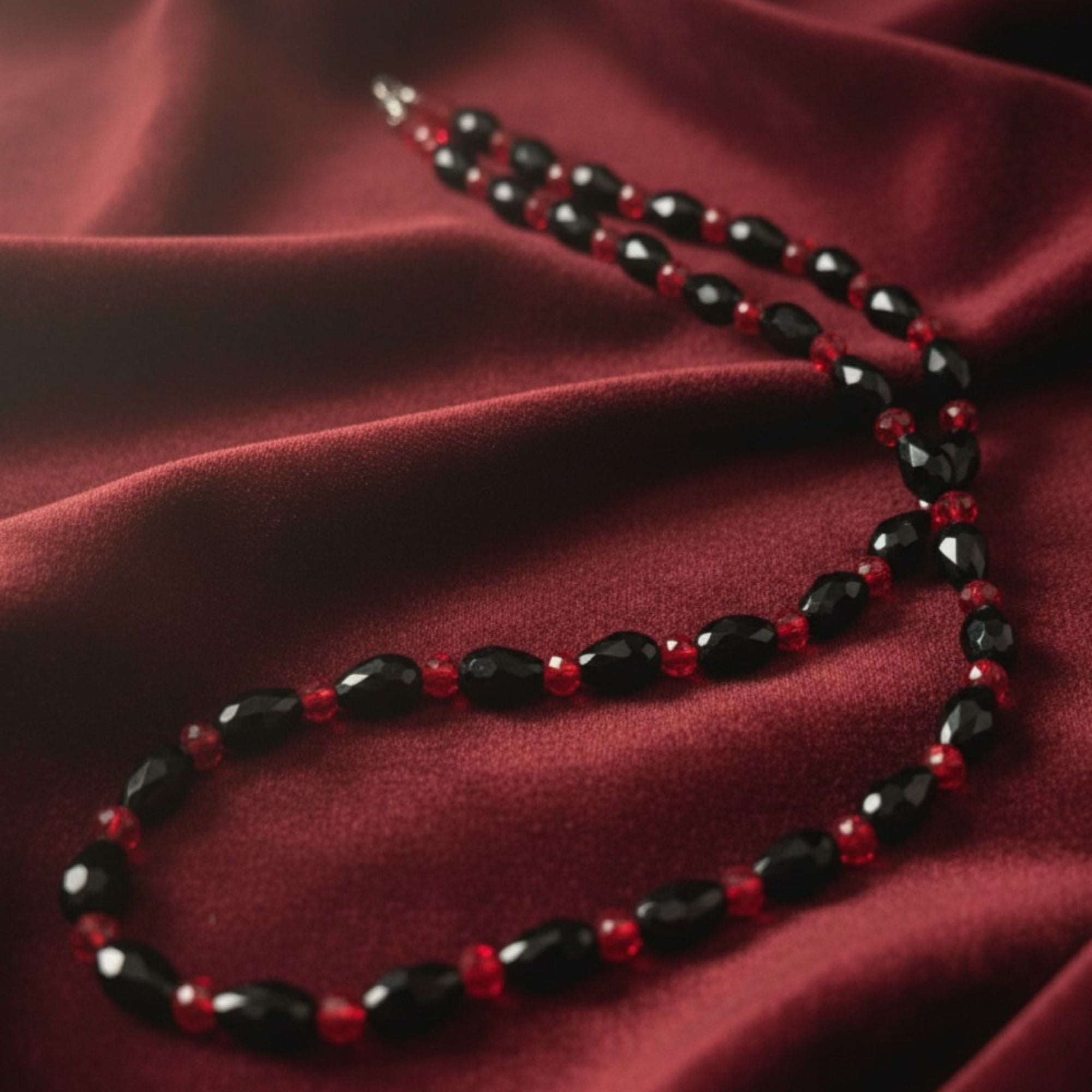 Dark Passion – Power in Red & Black