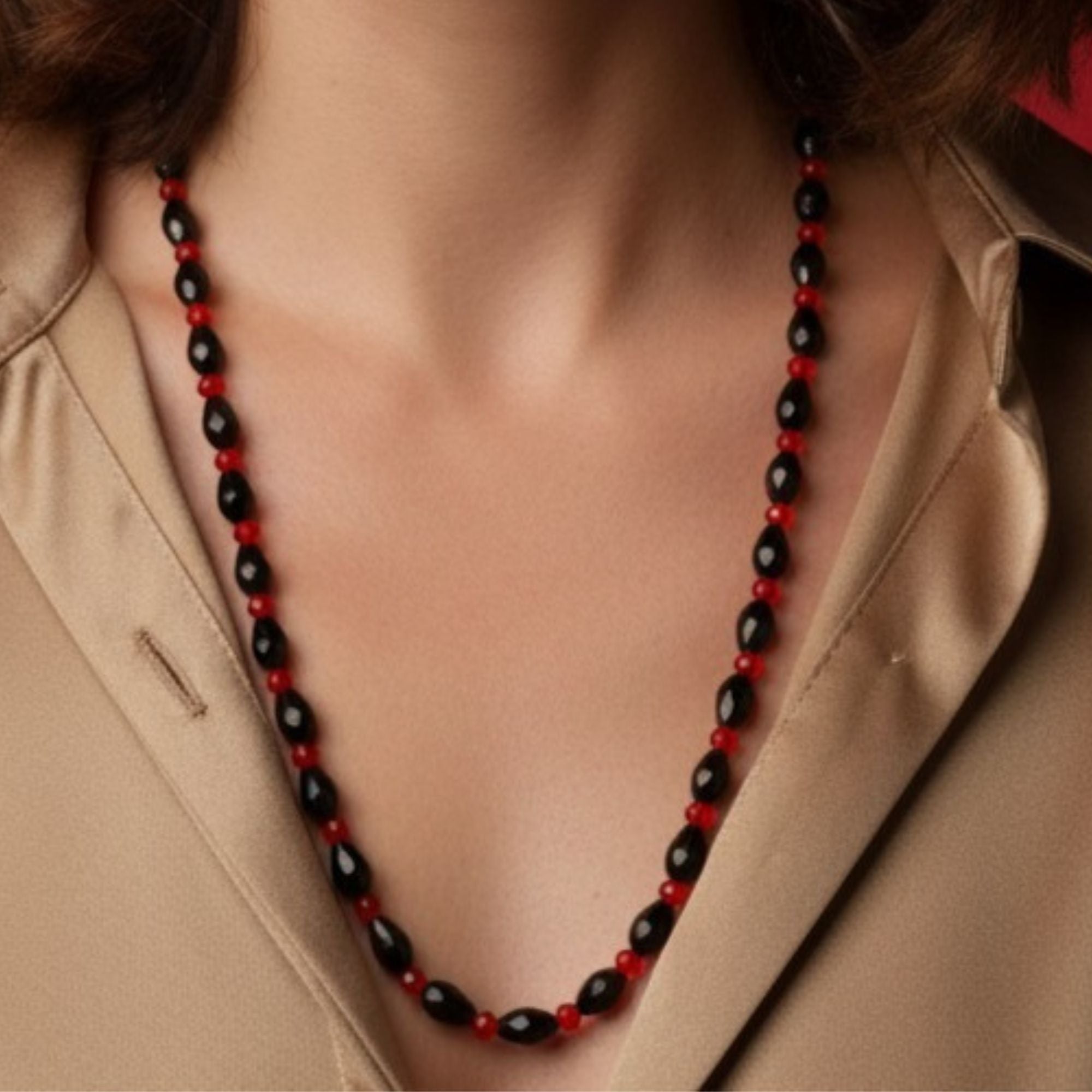 Dark Passion – Power in Red & Black