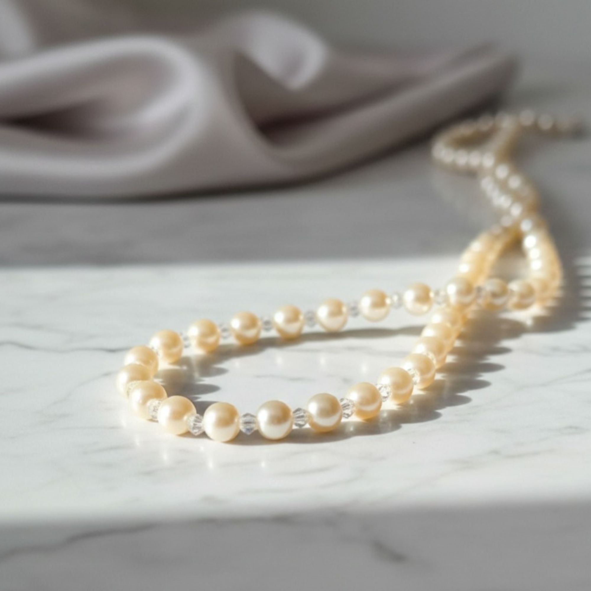 Cream White Pearl Necklace – Lyra