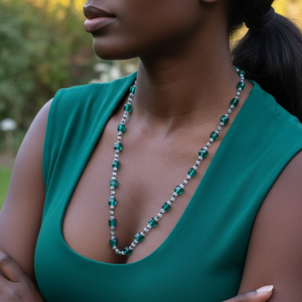 Light & Depth in Emerald – Emerald Glow