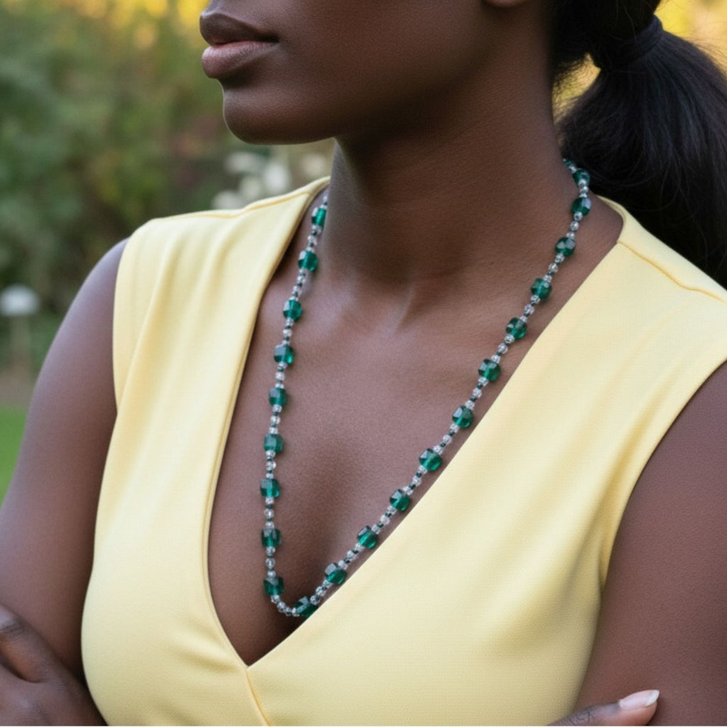 Light & Depth in Emerald – Emerald Glow