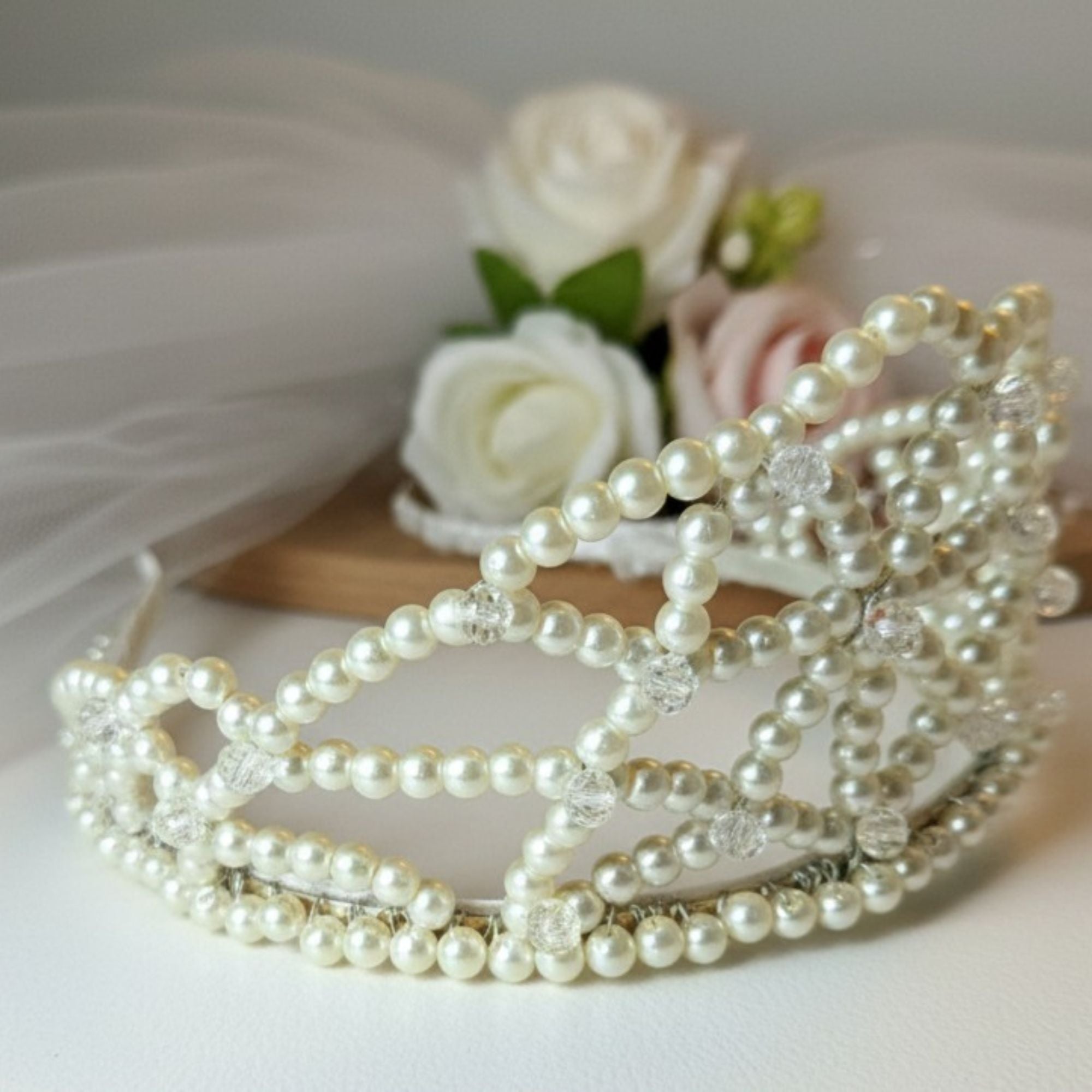 Pearl Bridal Crown in Gold and Cream – Handmade Wedding Hair Accessory – Ivory Dream
