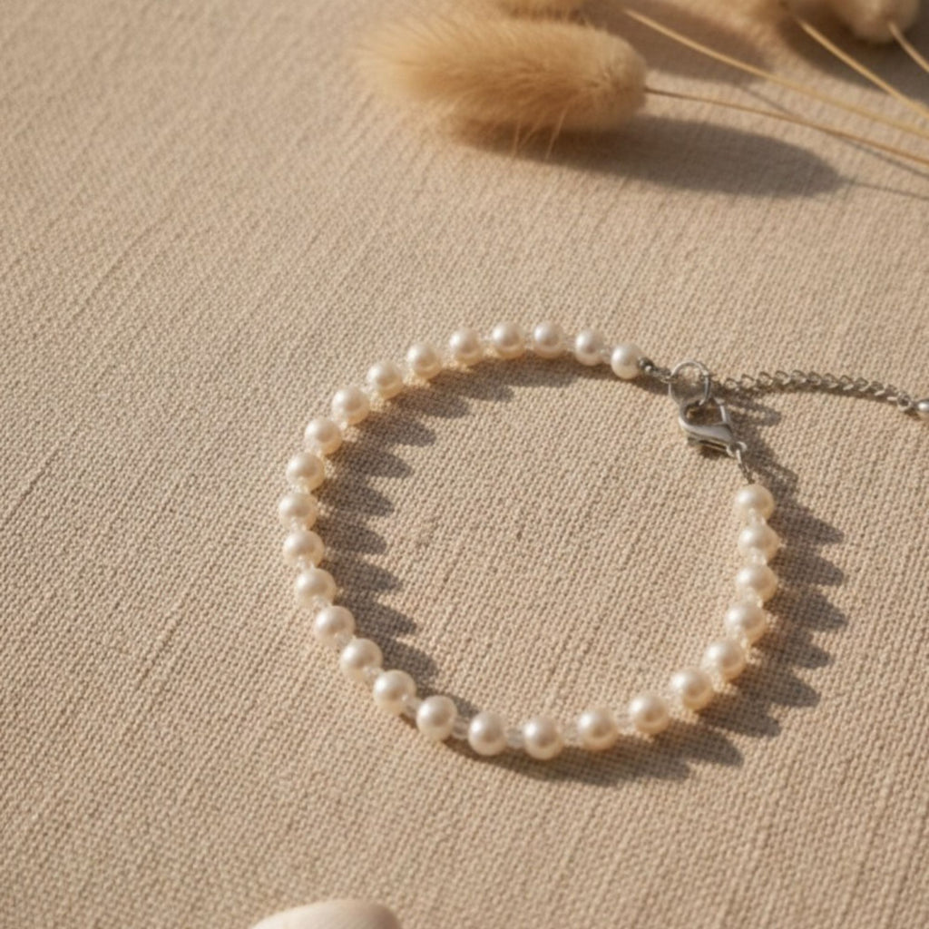 White Pearl Bracelet with Extension Chain – Lyra