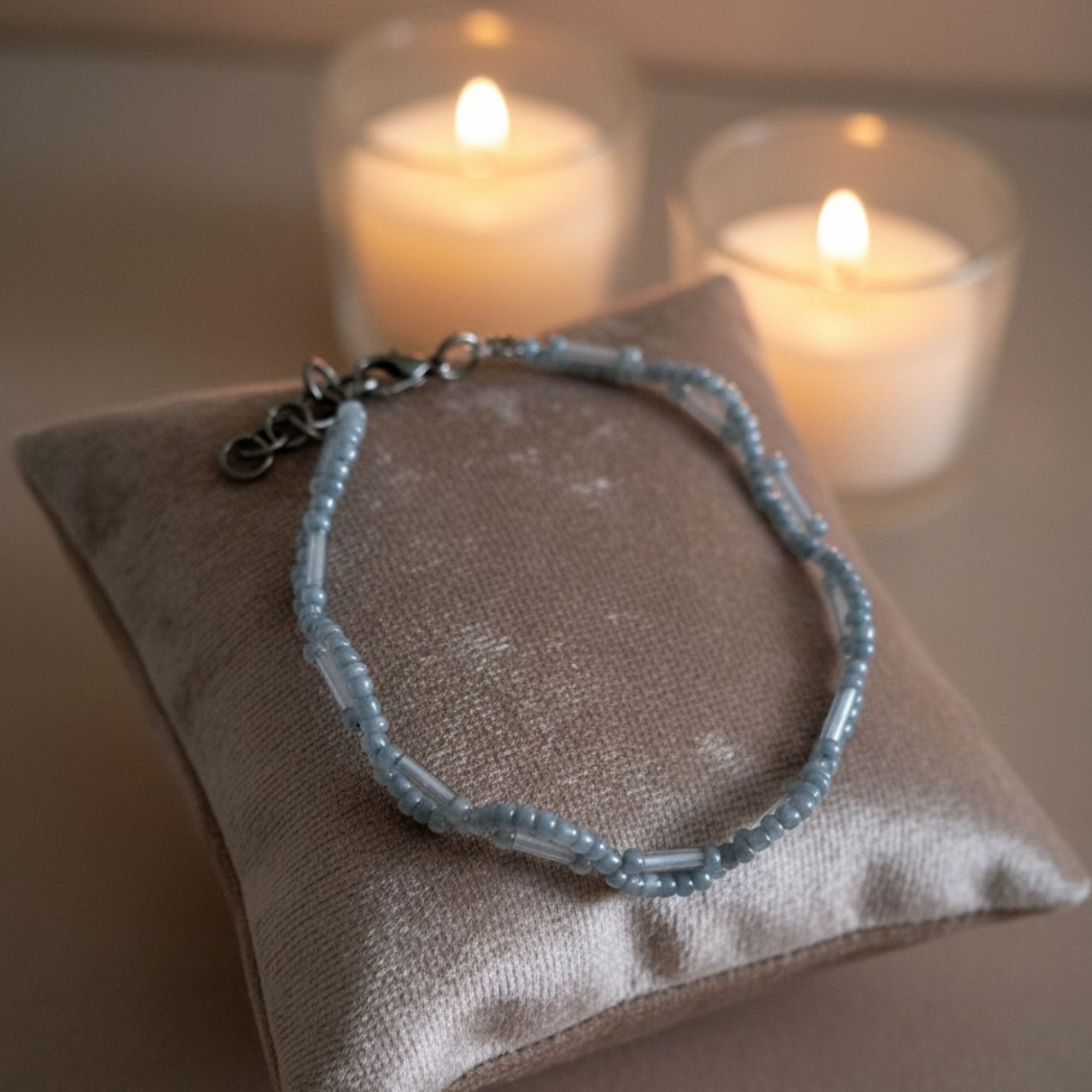 Delicate Light Grey Glass Bracelet – Handmade Jewelry – Nebula